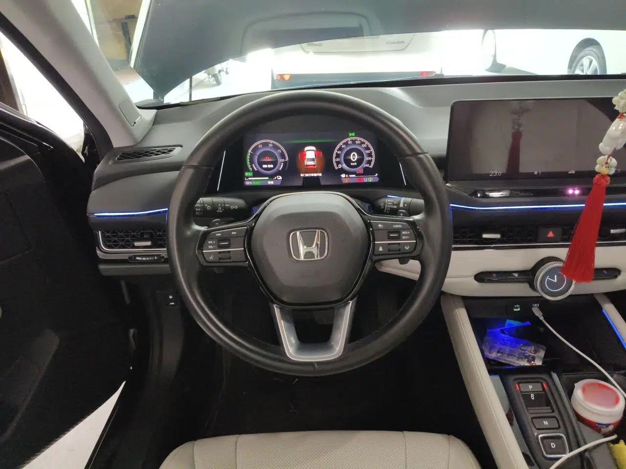 Honda Inspire New Energy 2023 ePHEV Prestige Edition — миниатюра 11