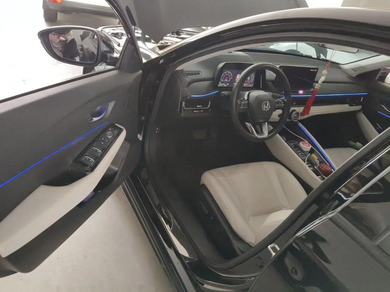 Honda Inspire New Energy 2023 ePHEV Prestige Edition — миниатюра 17