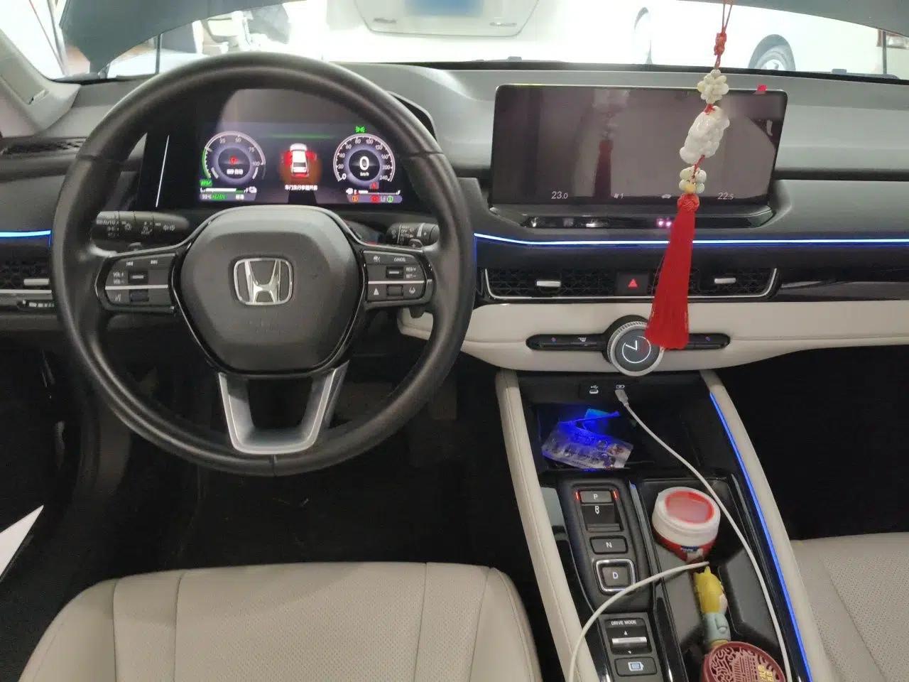 Honda Inspire New Energy 2023 ePHEV Prestige Edition — миниатюра 10
