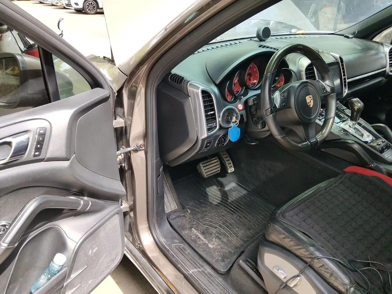 Porsche Cayenne 2011 Cayenne 3.0T — миниатюра 17