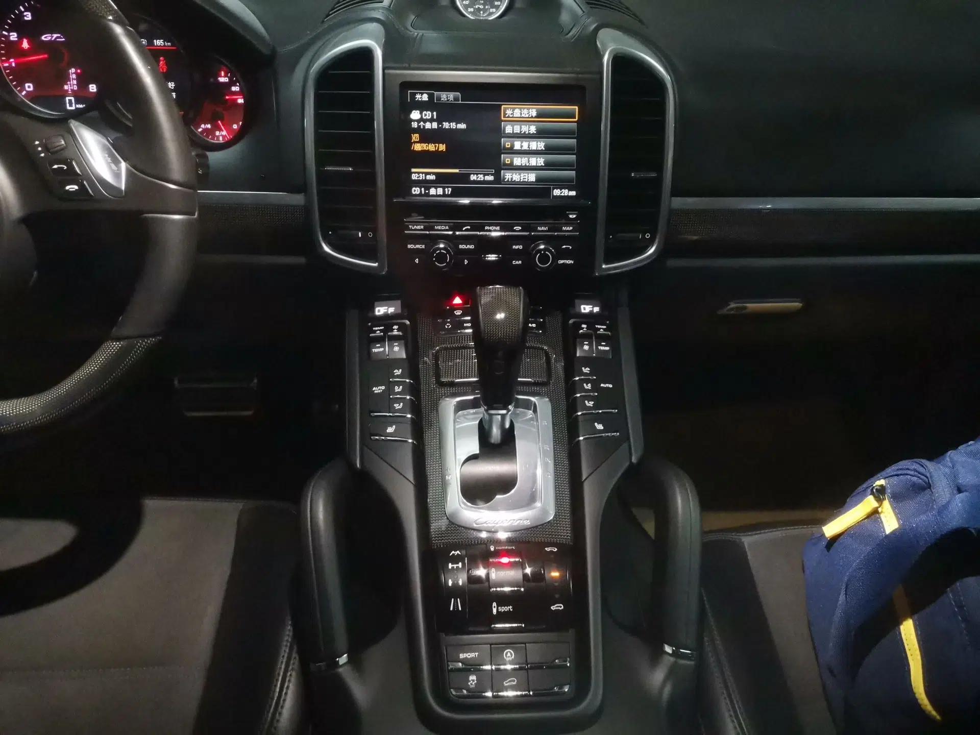 Porsche Cayenne 2012 Cayenne GTS 4.8L — миниатюра 14