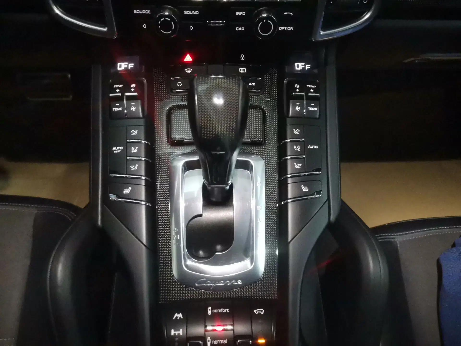 Porsche Cayenne 2012 Cayenne GTS 4.8L — миниатюра 15