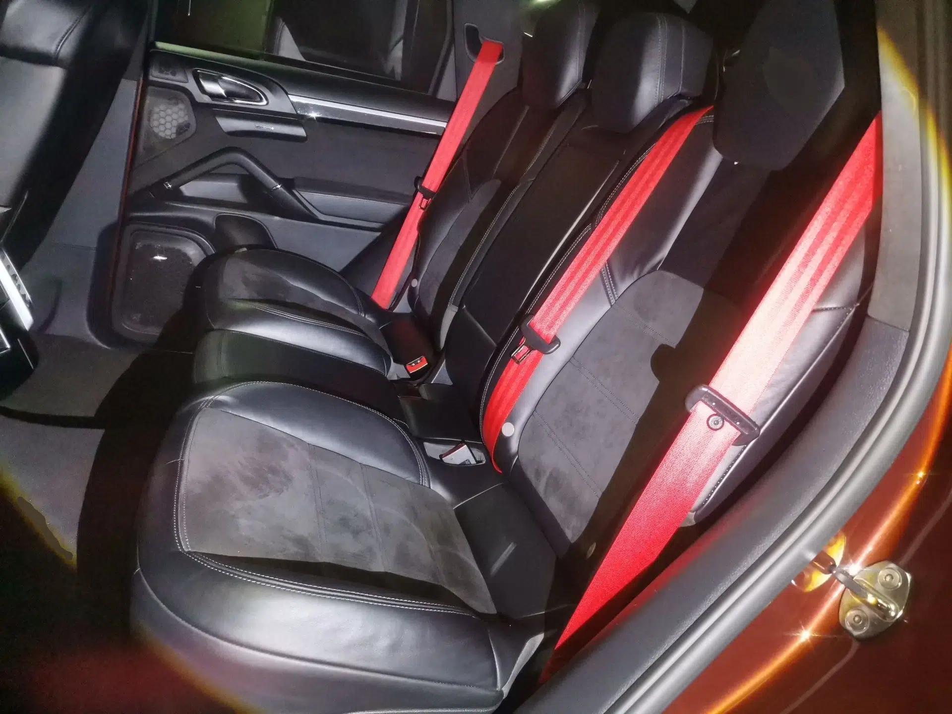 Porsche Cayenne 2012 Cayenne GTS 4.8L — миниатюра 18