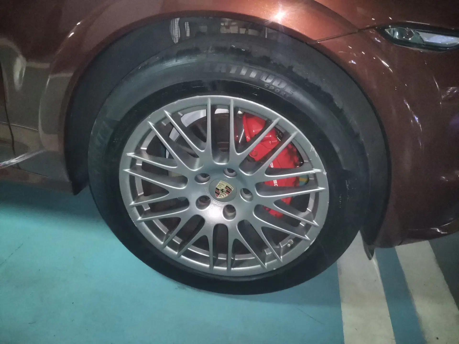 Porsche Cayenne 2012 Cayenne GTS 4.8L — миниатюра 8