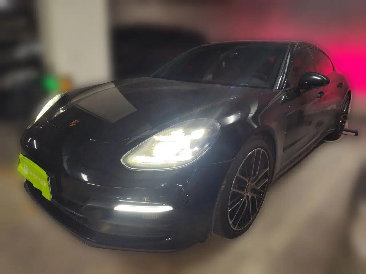 Porsche Panamera 2023-Year Restyled Panamera Executive Extended Platinum Edition 2.9T — миниатюра 1