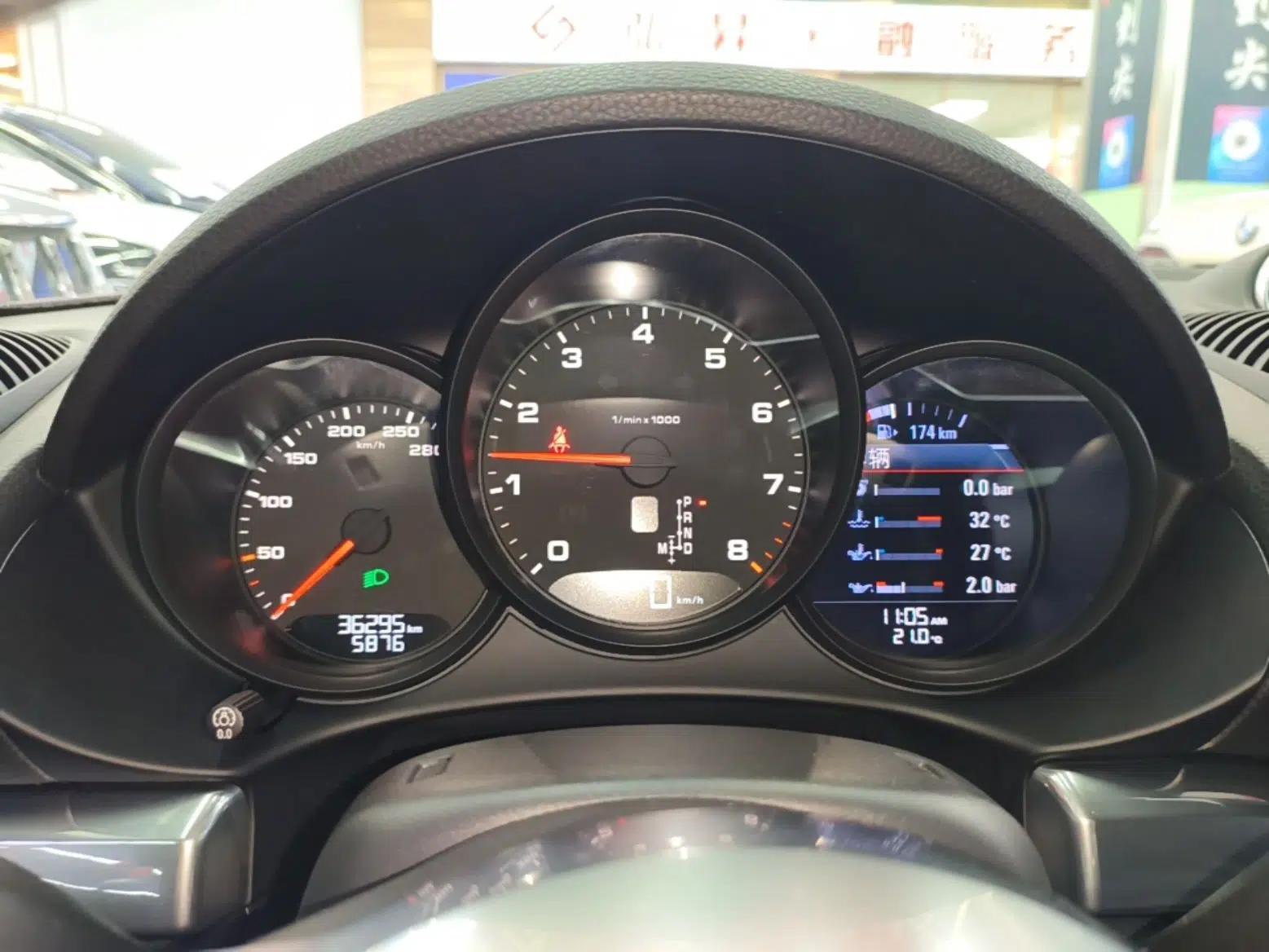 Porsche 718 2019 Boxster T 2.0T — миниатюра 15