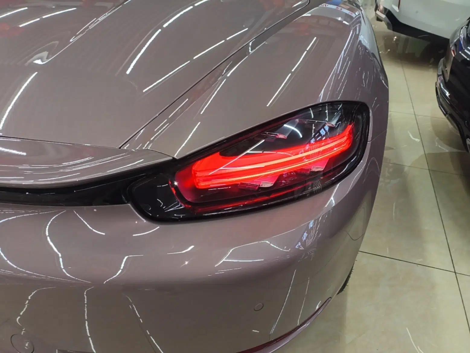 Porsche 718 2019 Boxster T 2.0T — миниатюра 7