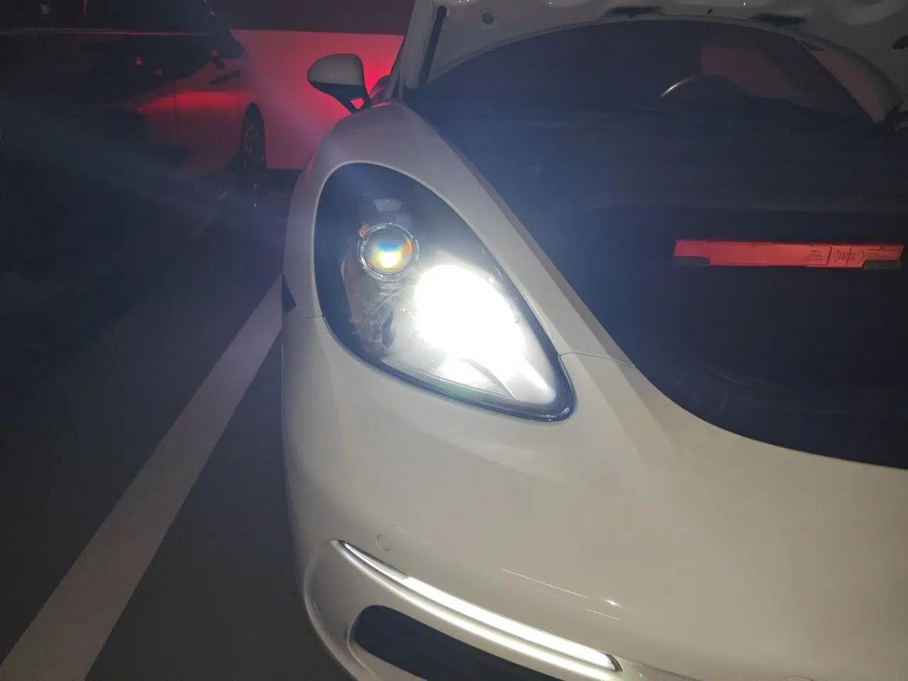 Porsche 718 2018 Boxster 2.0T — миниатюра 7