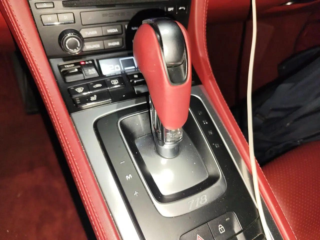 Porsche 718 2020 Boxster 2.0T — миниатюра 15