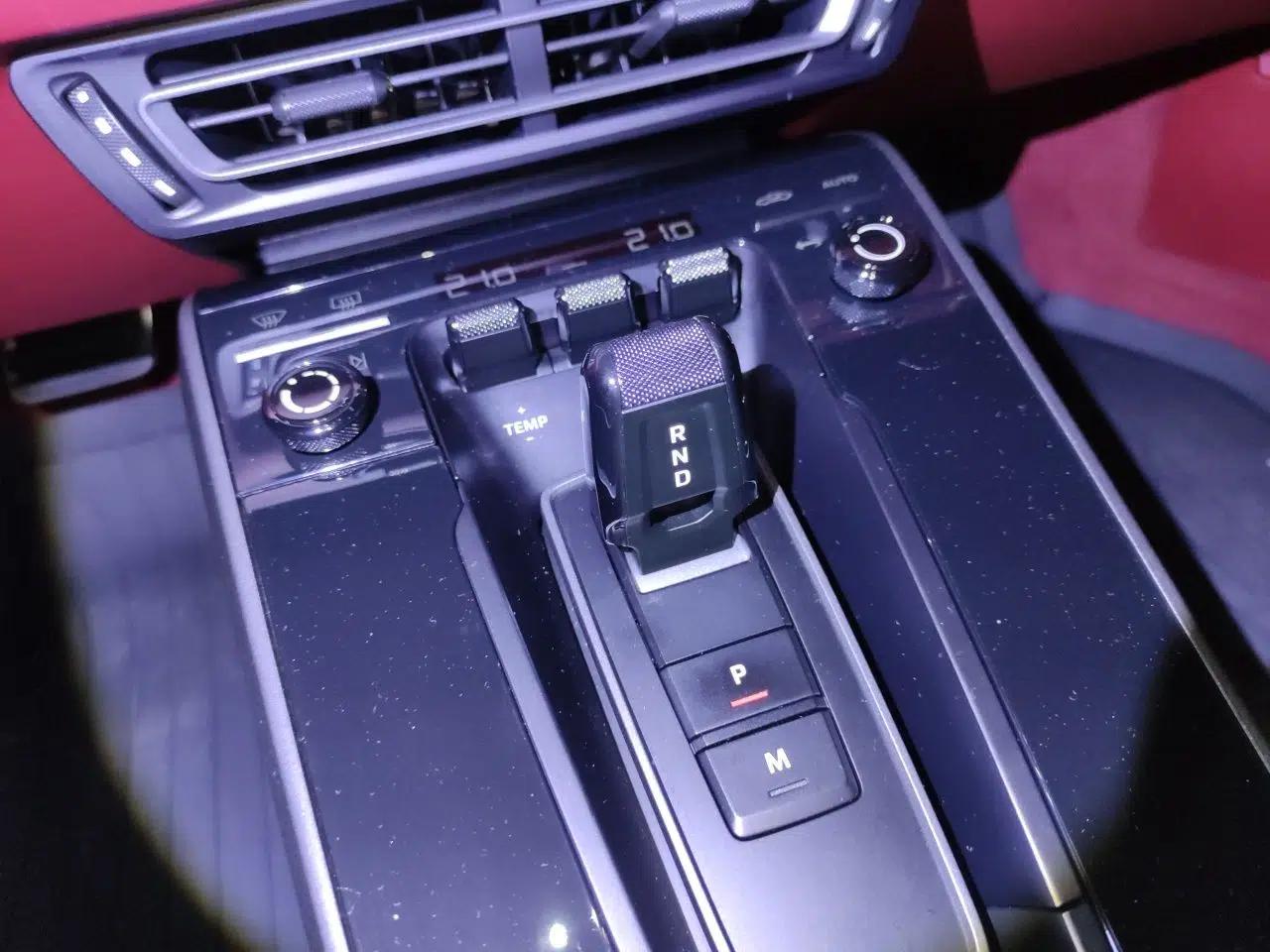 Porsche 911 2023 Carrera 3.0T — миниатюра 15
