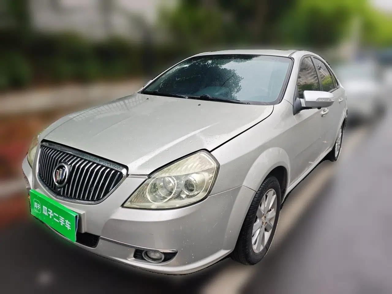 Buick Excelle 2011 1.6 LE-AT — миниатюра 1