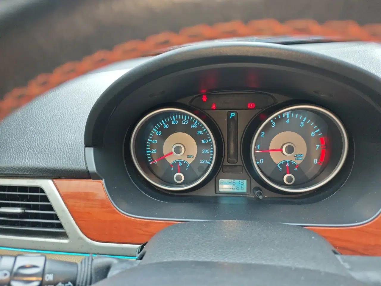 Buick Excelle 2011 1.6 LE-AT — миниатюра 12