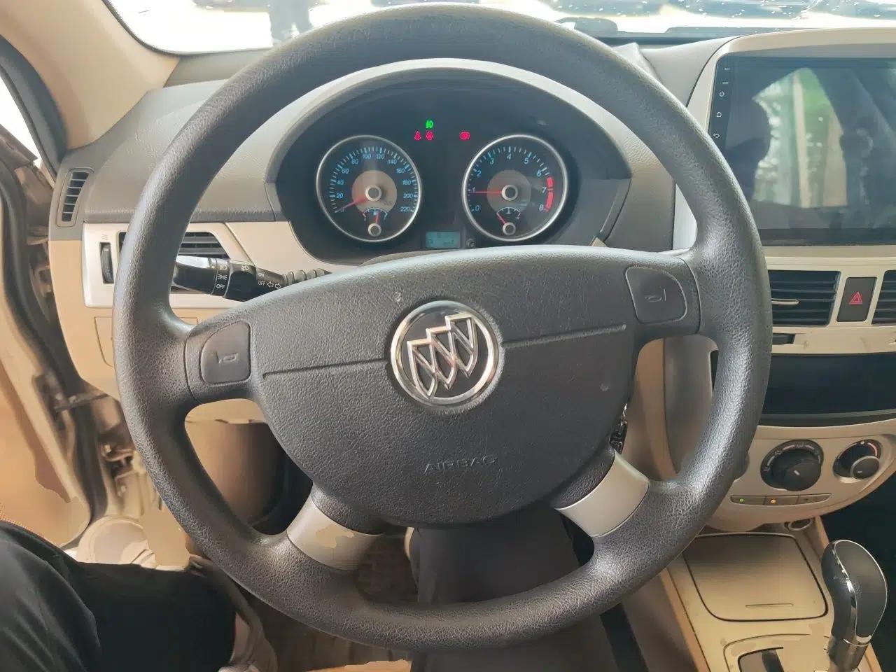 Buick Excelle 2013 1.5L Automatic Classic Model — миниатюра 11