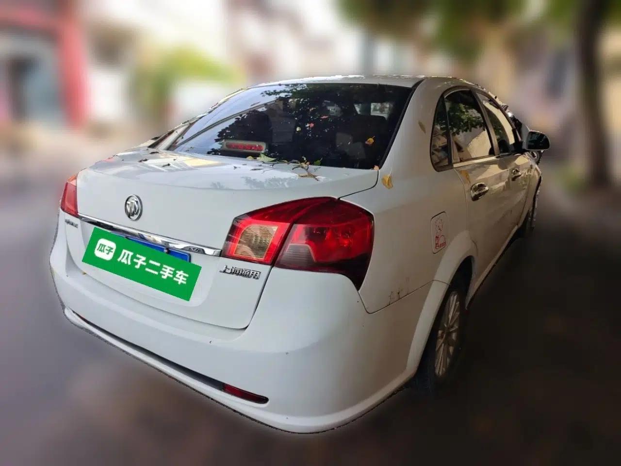 Buick Excelle 2013 1.5L Manual Classic Model — миниатюра 6