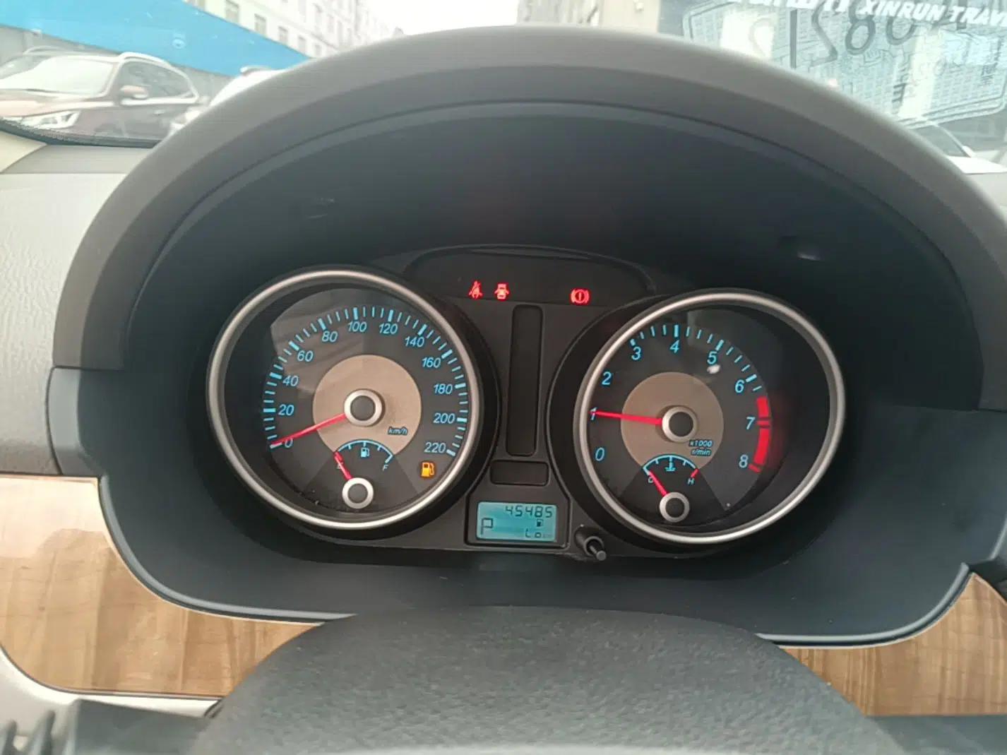 Buick Excelle 2015 1.5L Automatic Classic Model — миниатюра 14