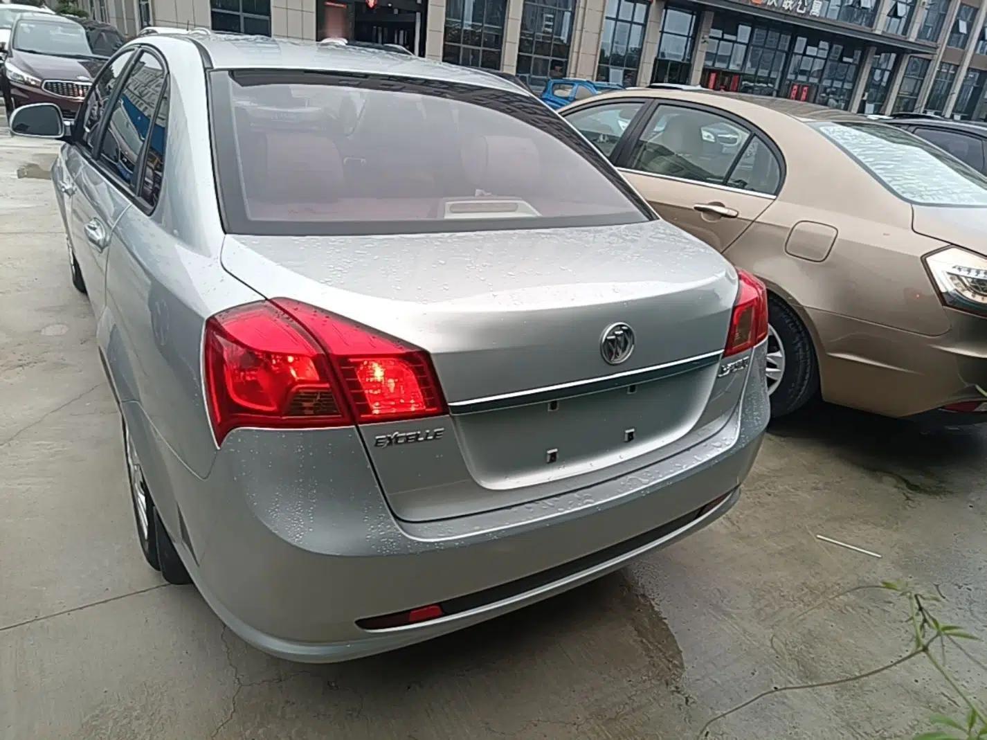 Buick Excelle 2015 1.5L Automatic Classic Model — миниатюра 3
