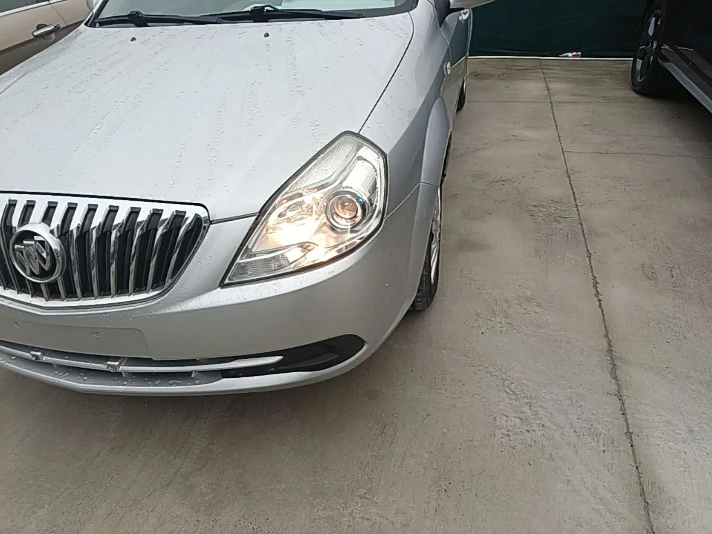 Buick Excelle 2015 1.5L Automatic Classic Model — миниатюра 5