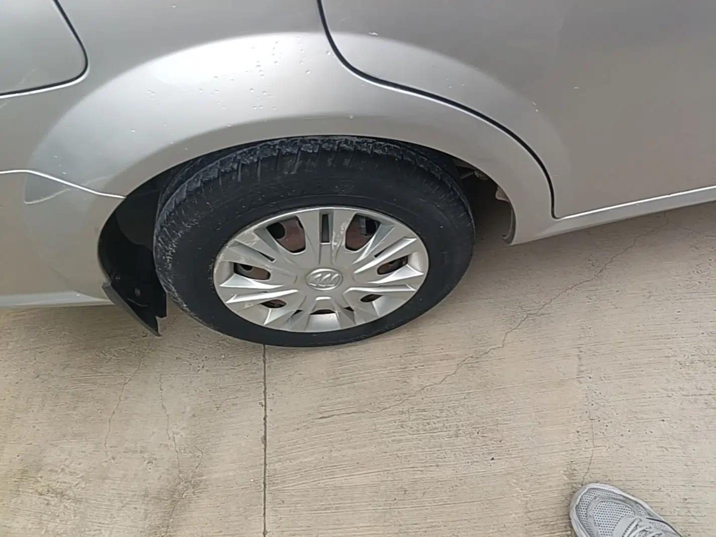 Buick Excelle 2015 1.5L Automatic Classic Model — миниатюра 10