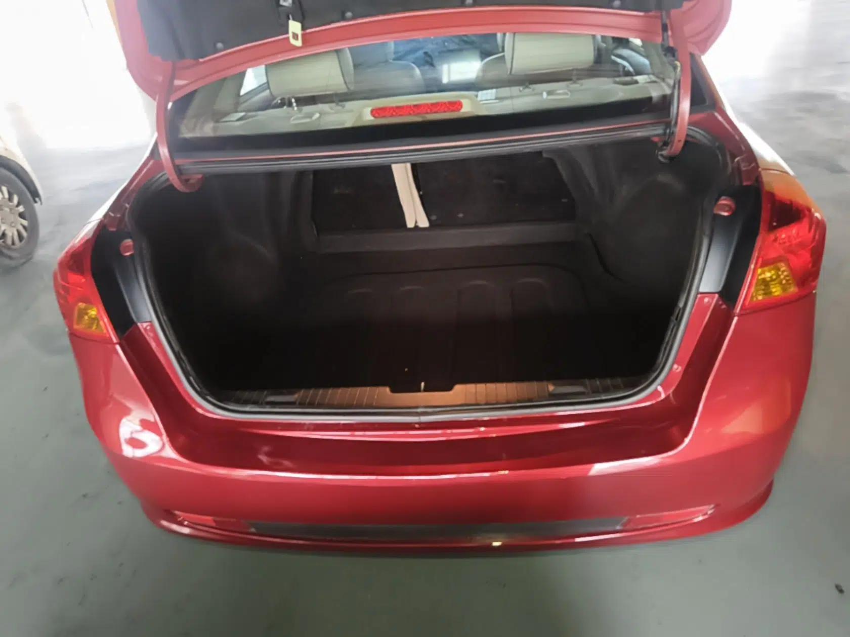 Buick Excelle 2015 1.5L Automatic Classic Model — миниатюра 21