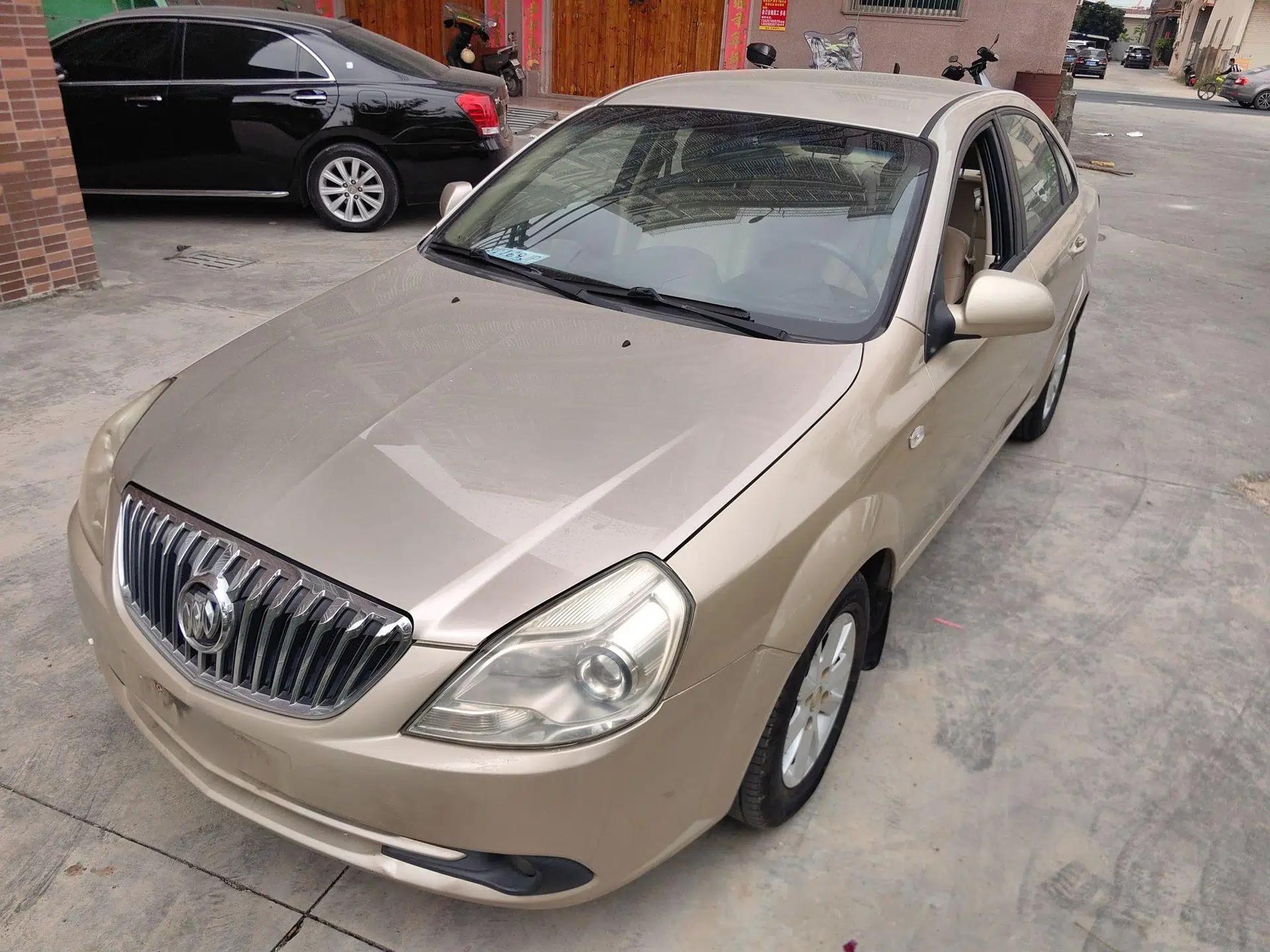Buick Excelle 2013 1.5L Automatic Classic Model — миниатюра 1