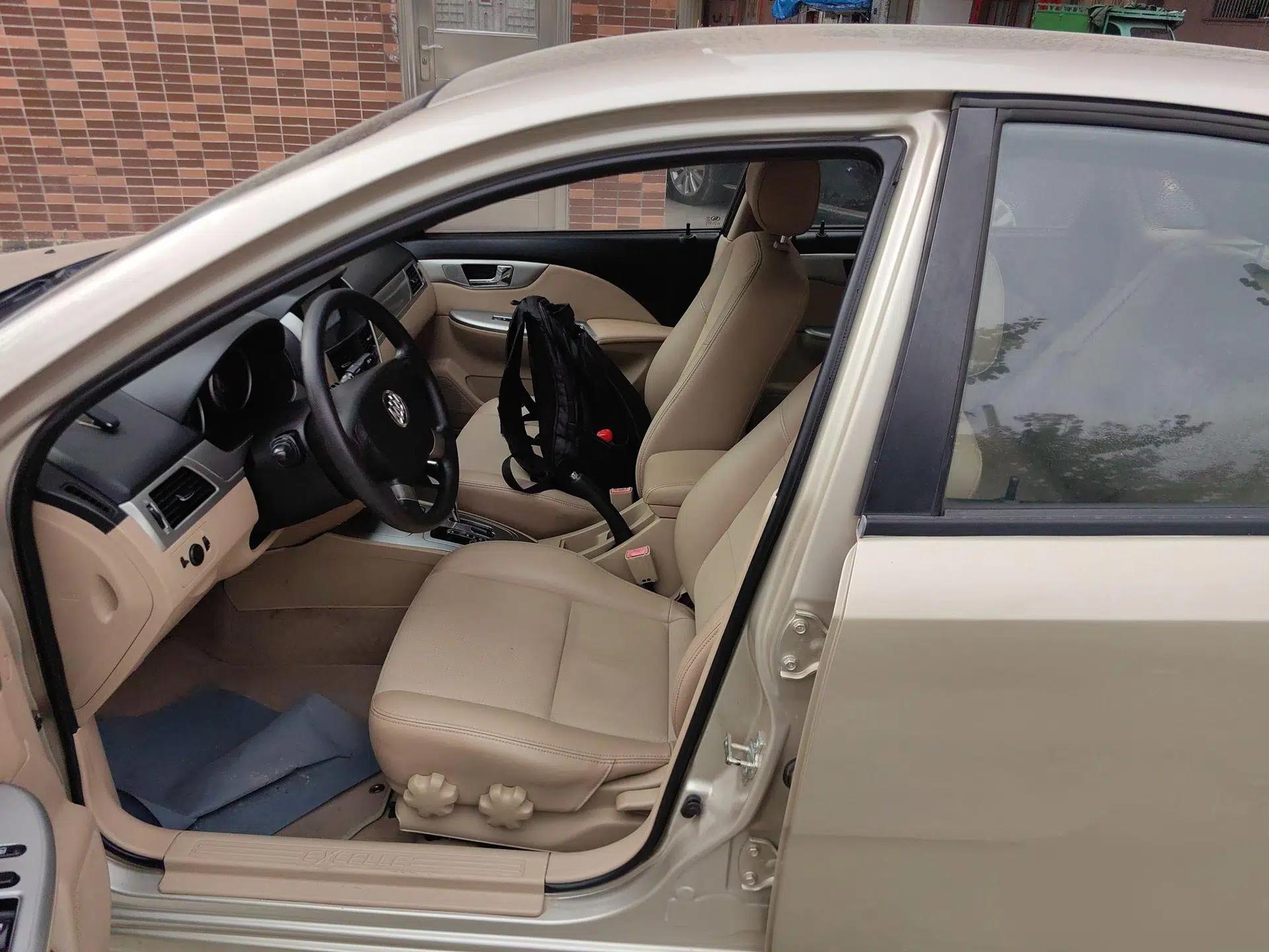 Buick Excelle 2013 1.5L Automatic Classic Model — миниатюра 19