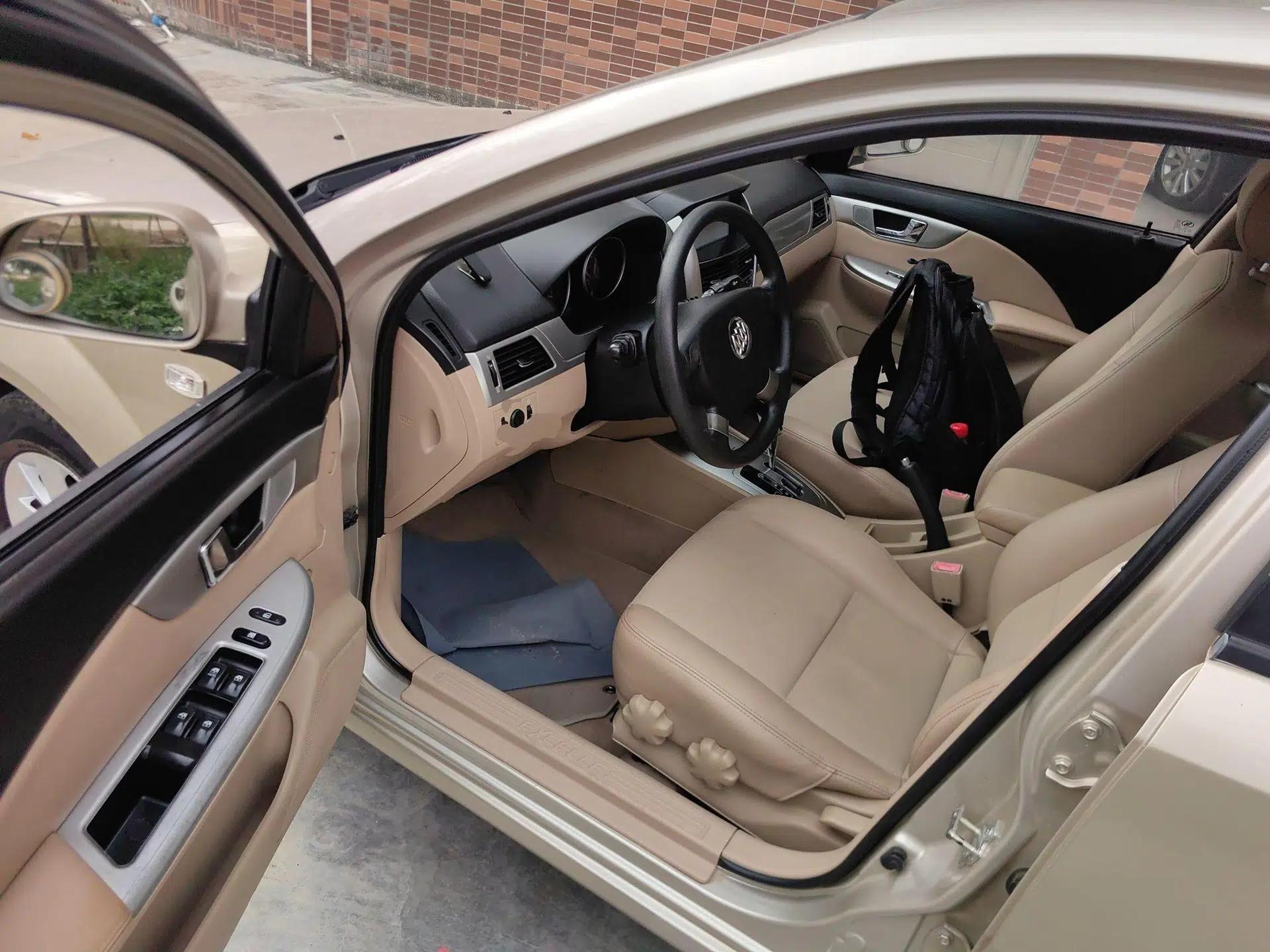 Buick Excelle 2013 1.5L Automatic Classic Model — миниатюра 20