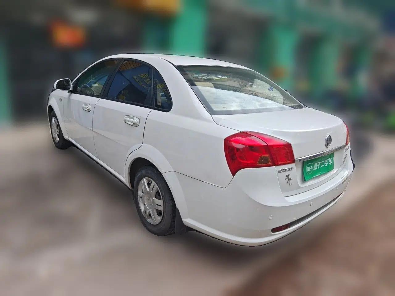 Buick Excelle 2013 1.5L Automatic Classic Model — миниатюра 4