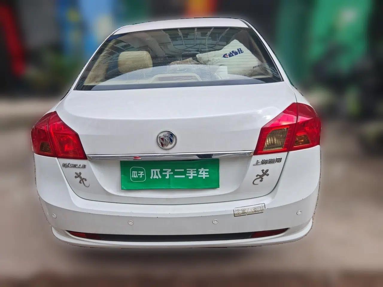Buick Excelle 2013 1.5L Automatic Classic Model — миниатюра 5