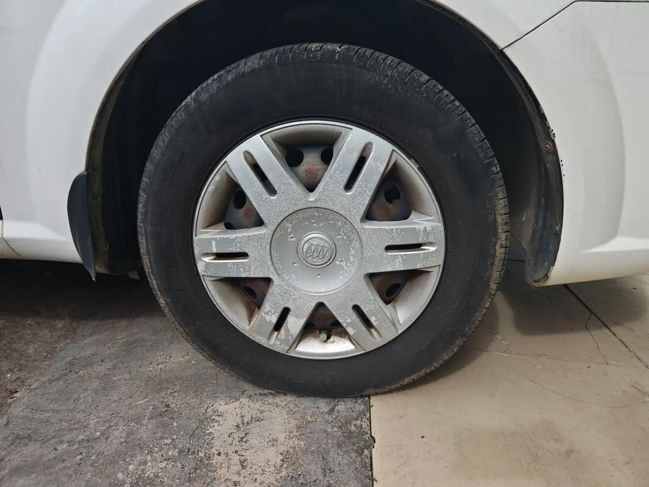 Buick Excelle 2013 1.5L Automatic Classic Model — миниатюра 8