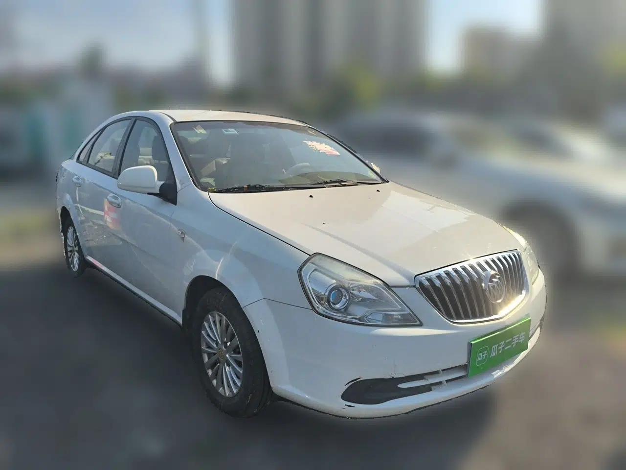 Buick Excelle 2015 1.5L Automatic Classic Model — миниатюра 3