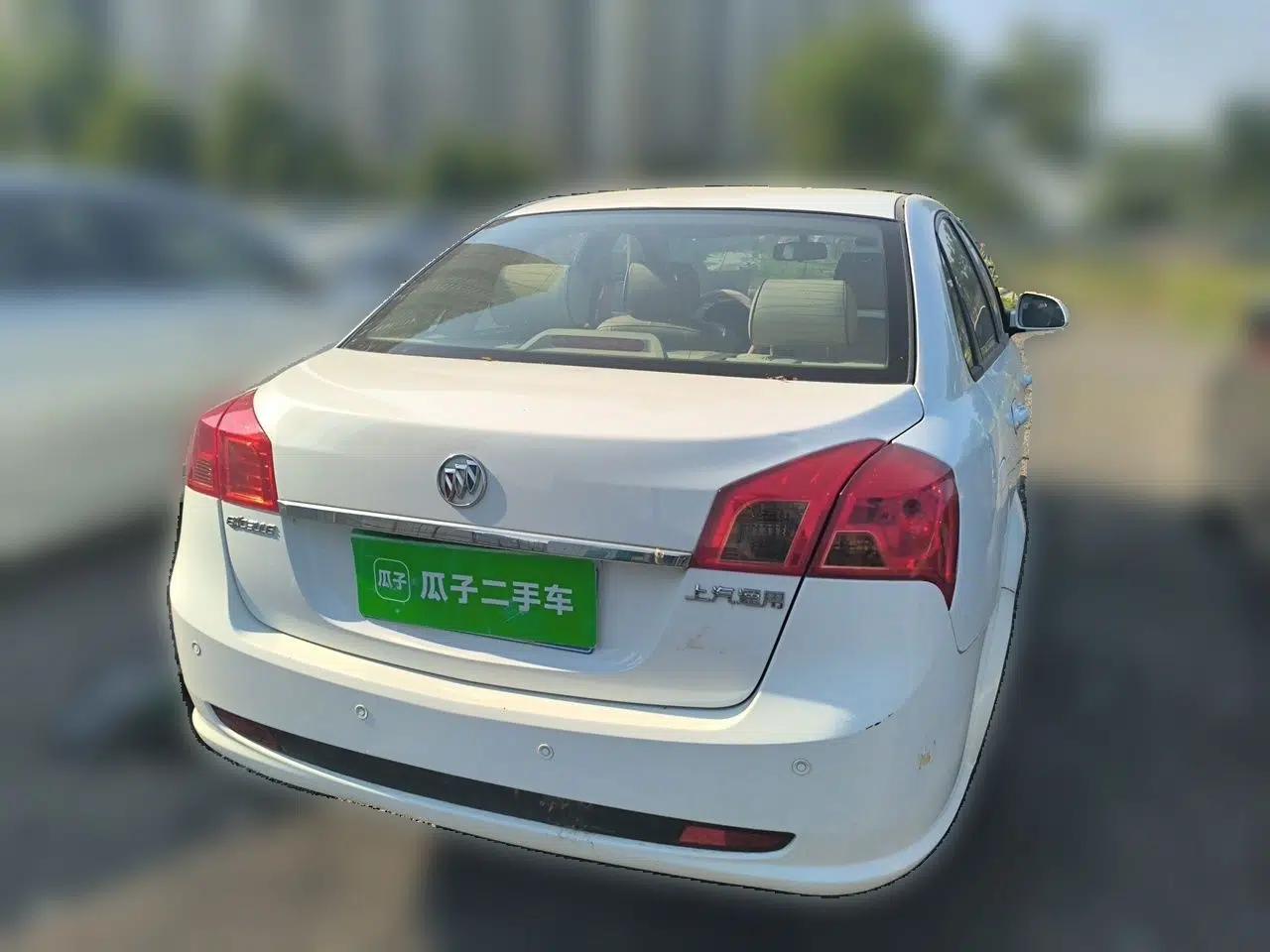 Buick Excelle 2015 1.5L Automatic Classic Model — миниатюра 5