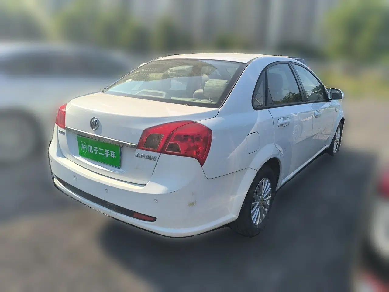 Buick Excelle 2015 1.5L Automatic Classic Model — миниатюра 6