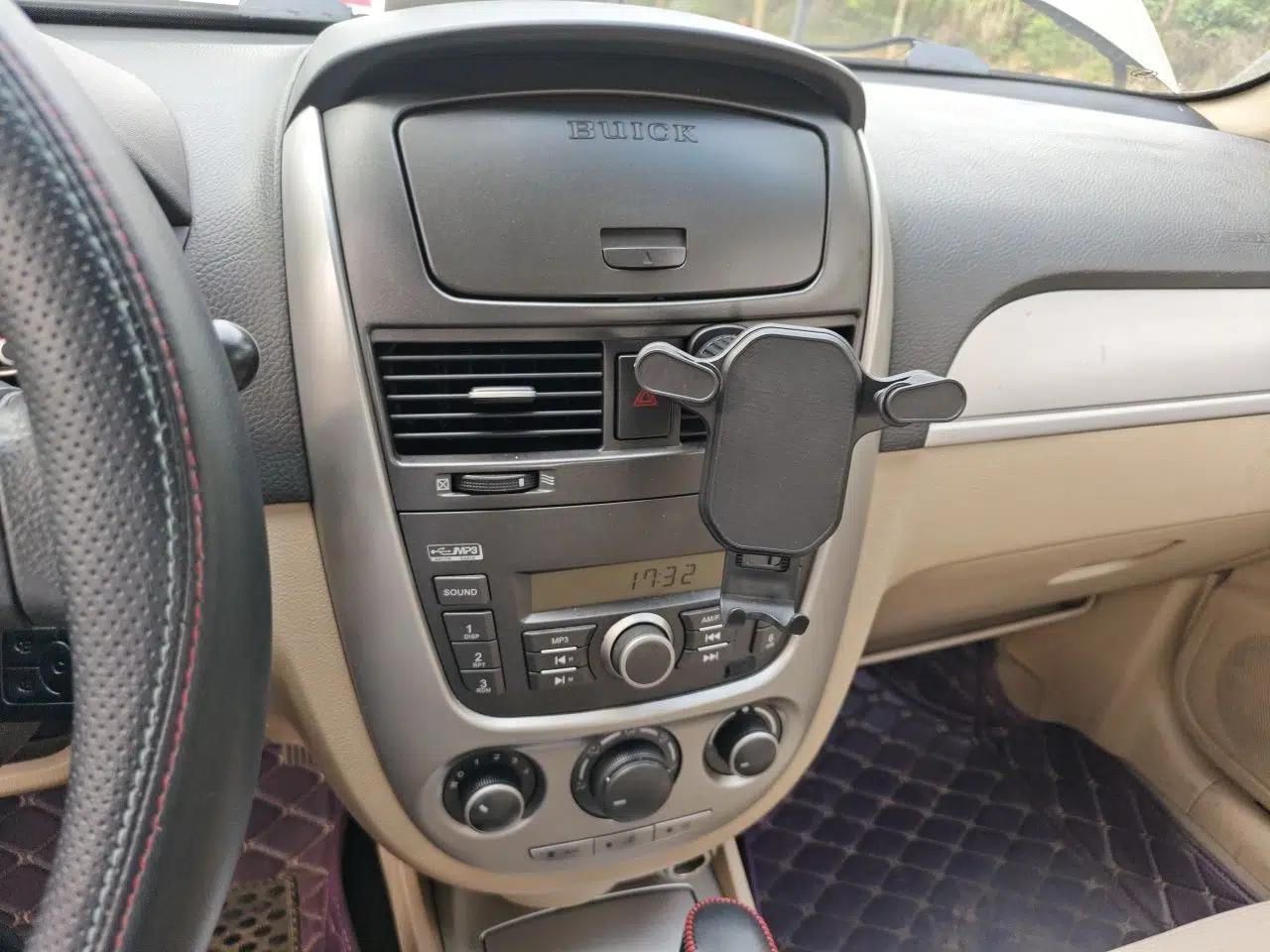 Buick Excelle 2013 1.5L Automatic Classic Model — миниатюра 14