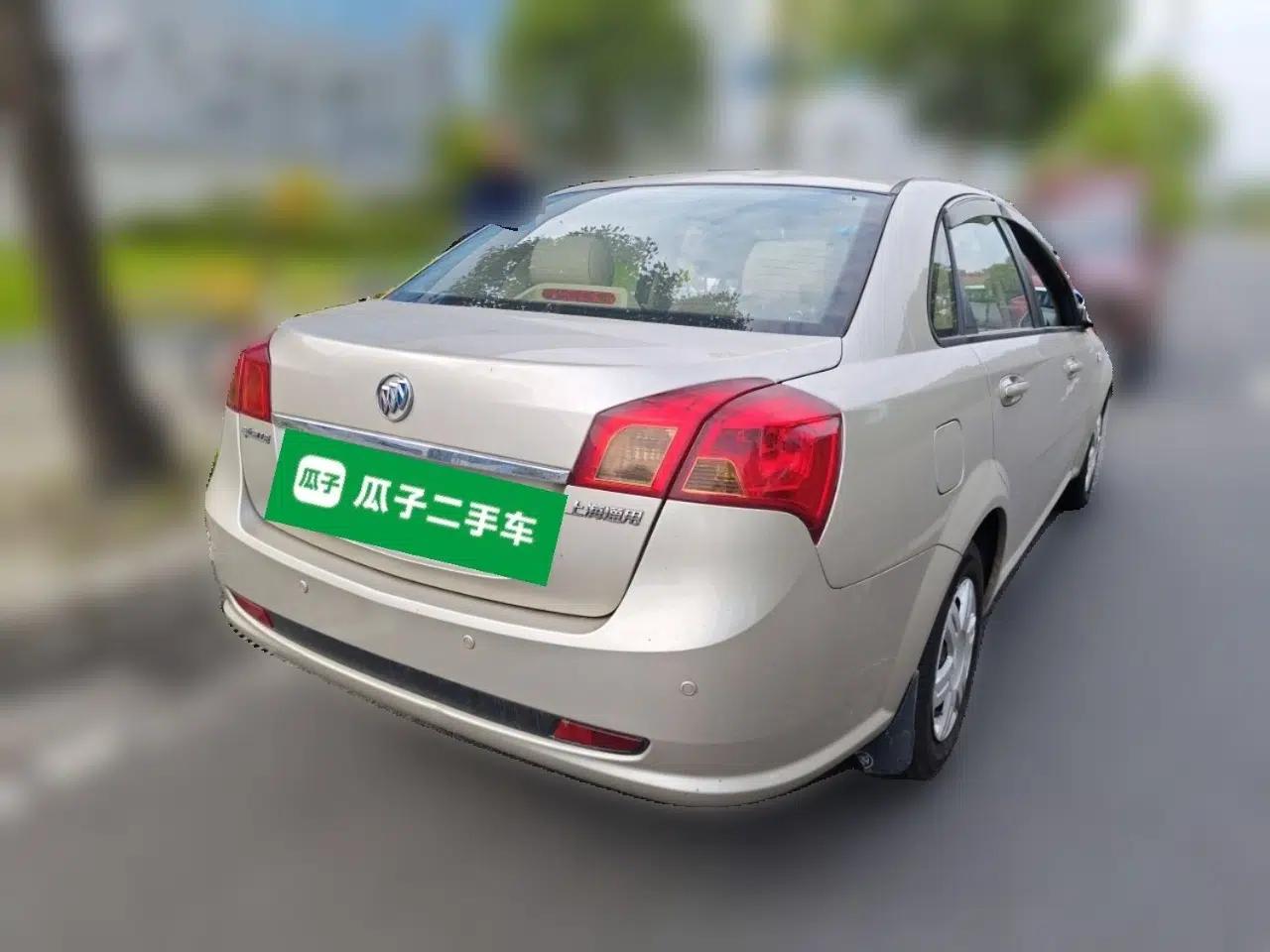 Buick Excelle 2013 1.5L Automatic Classic Model — миниатюра 6