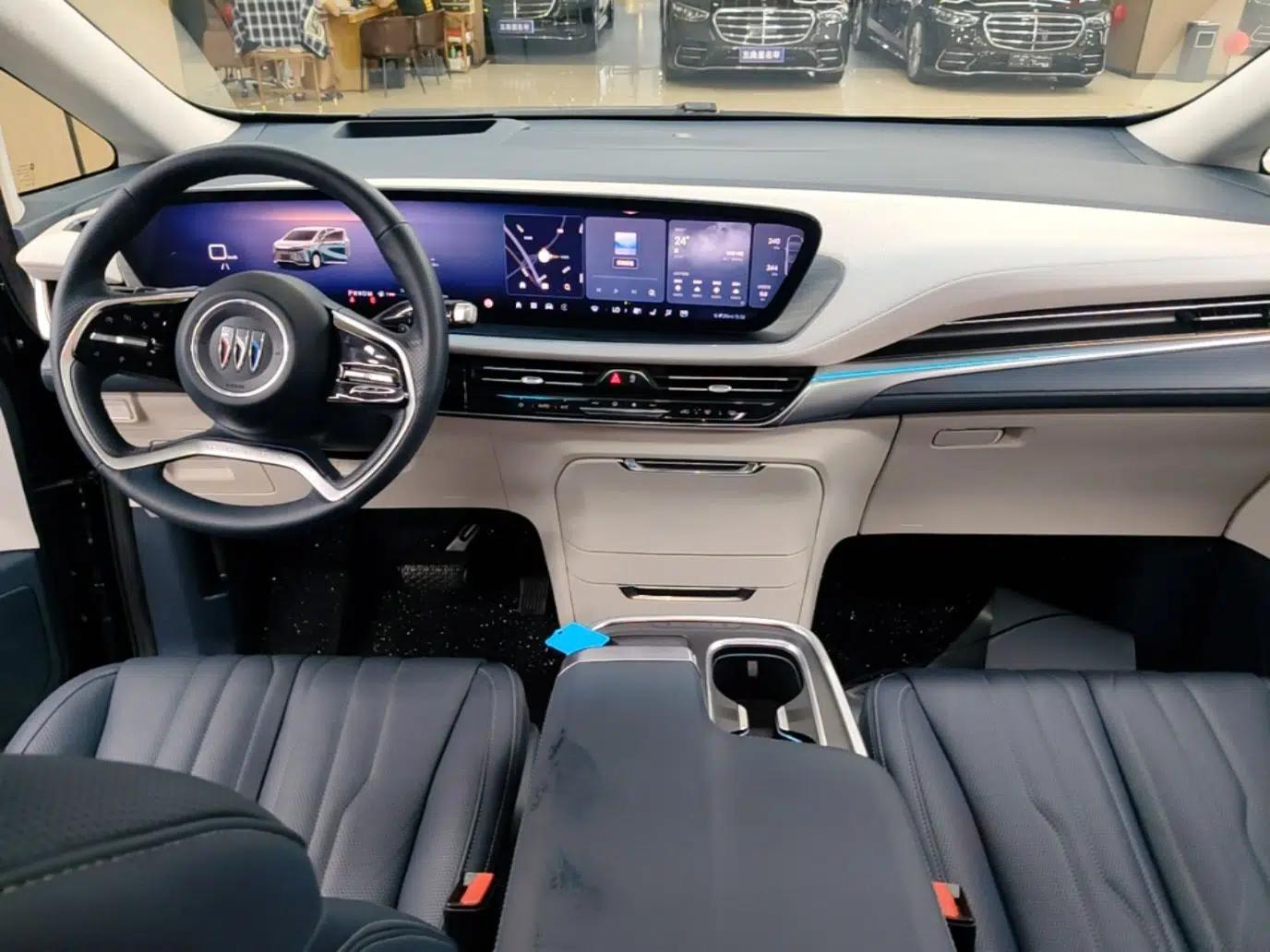 Buick Century 2023 2.0T Four-Seat Private Edition — миниатюра 13