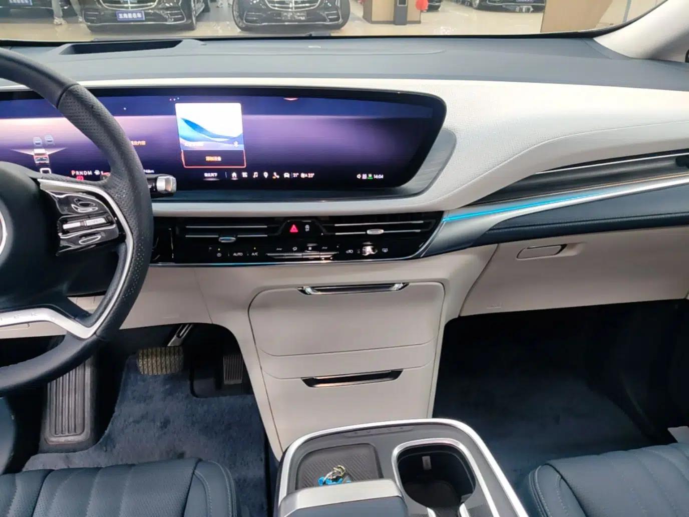 Buick Century 2023 2.0T Four-Seat Private Edition — миниатюра 16