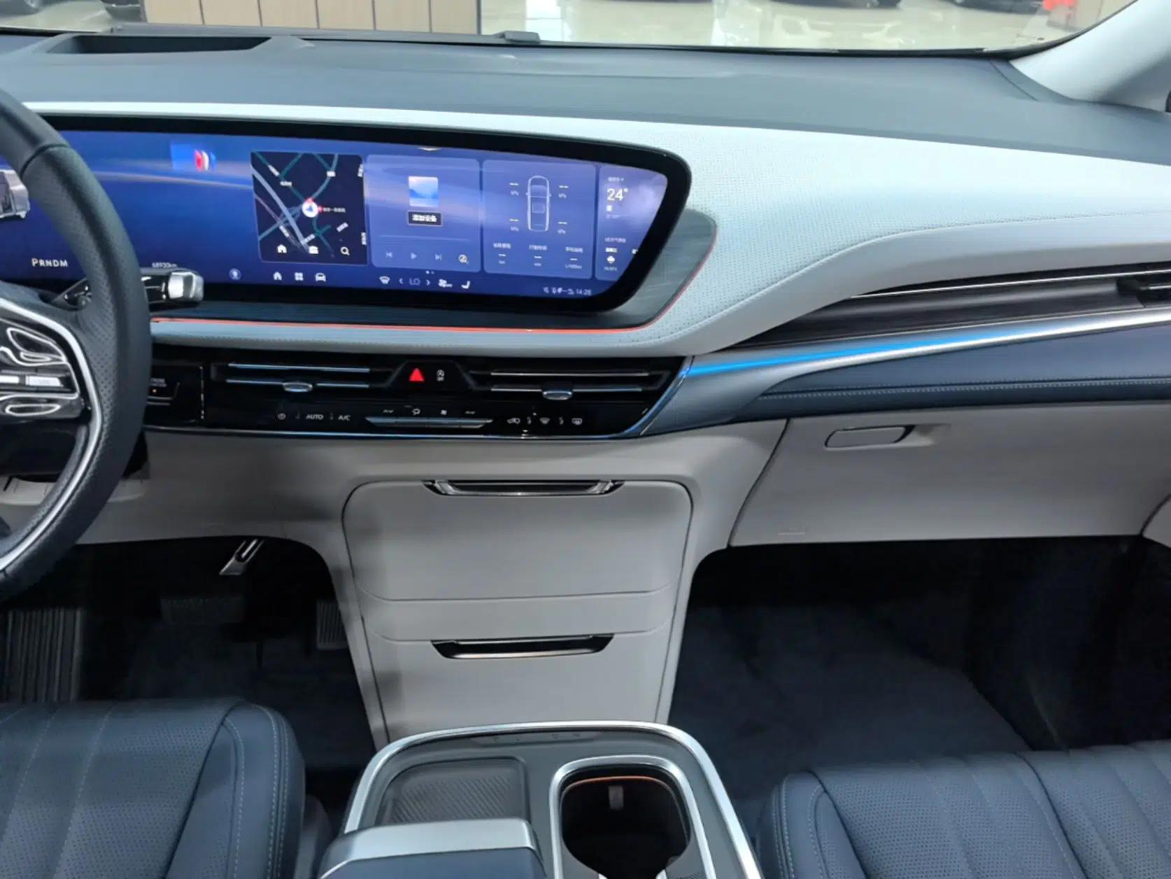 Buick Century 2023 2.0T Four-Seat Private Edition — миниатюра 16