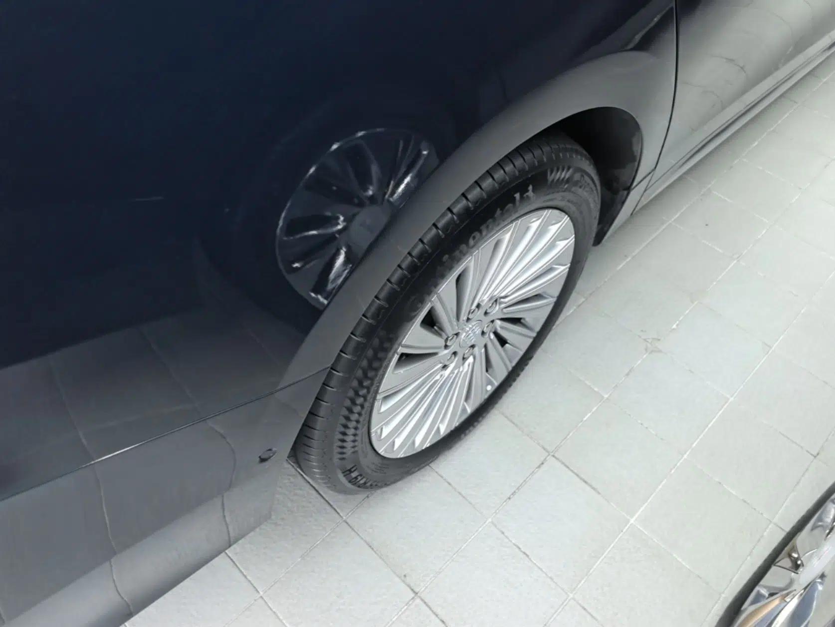 Buick Century 2023 2.0T Four-Seat Private Edition — миниатюра 10