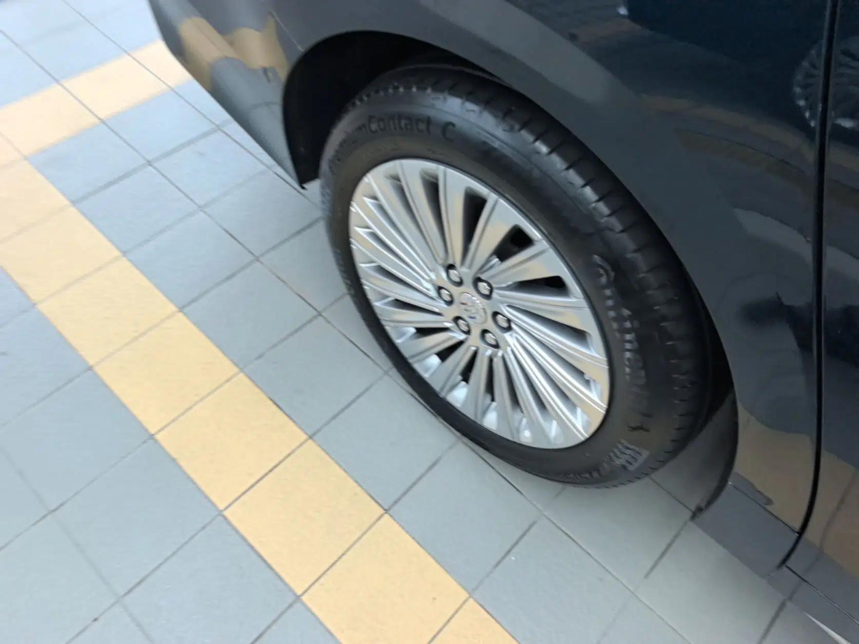 Buick Century 2023 2.0T Four-Seat Private Edition — миниатюра 10