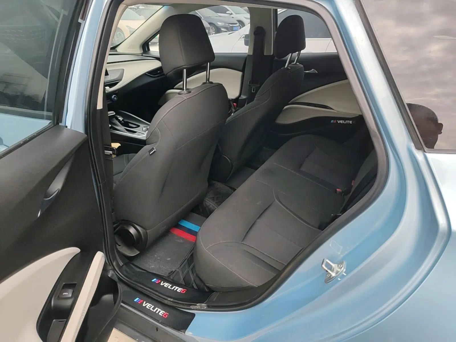 Buick Velite 6 2020 Plug-in Hybrid Connected Fashion Model — миниатюра 19