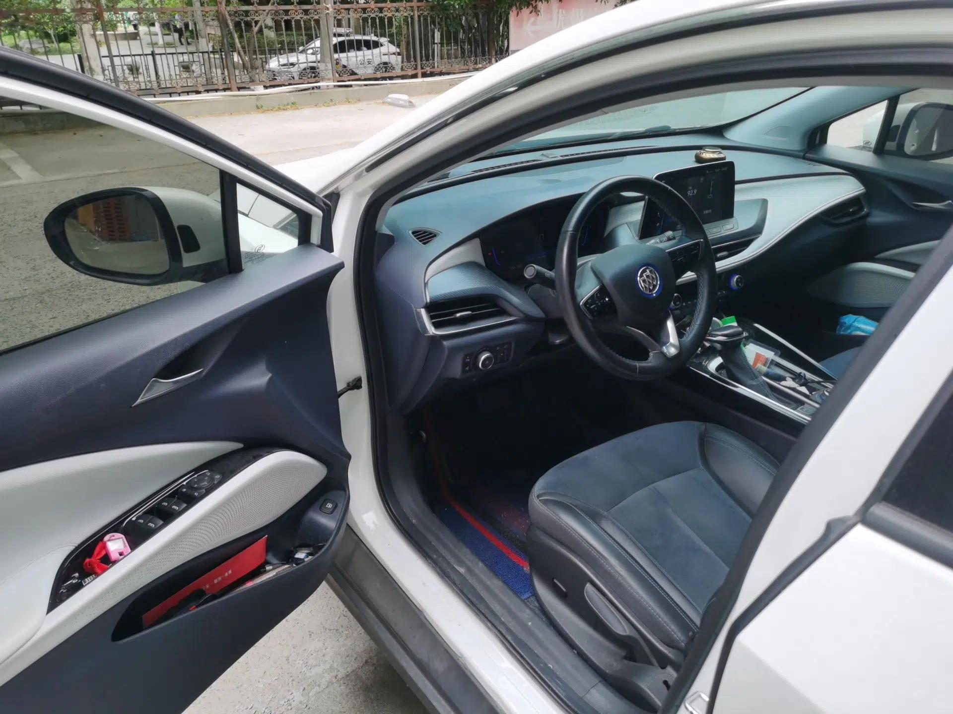 Buick Velite 6 2020 Plug-in Hybrid Connected Smart Model — миниатюра 17