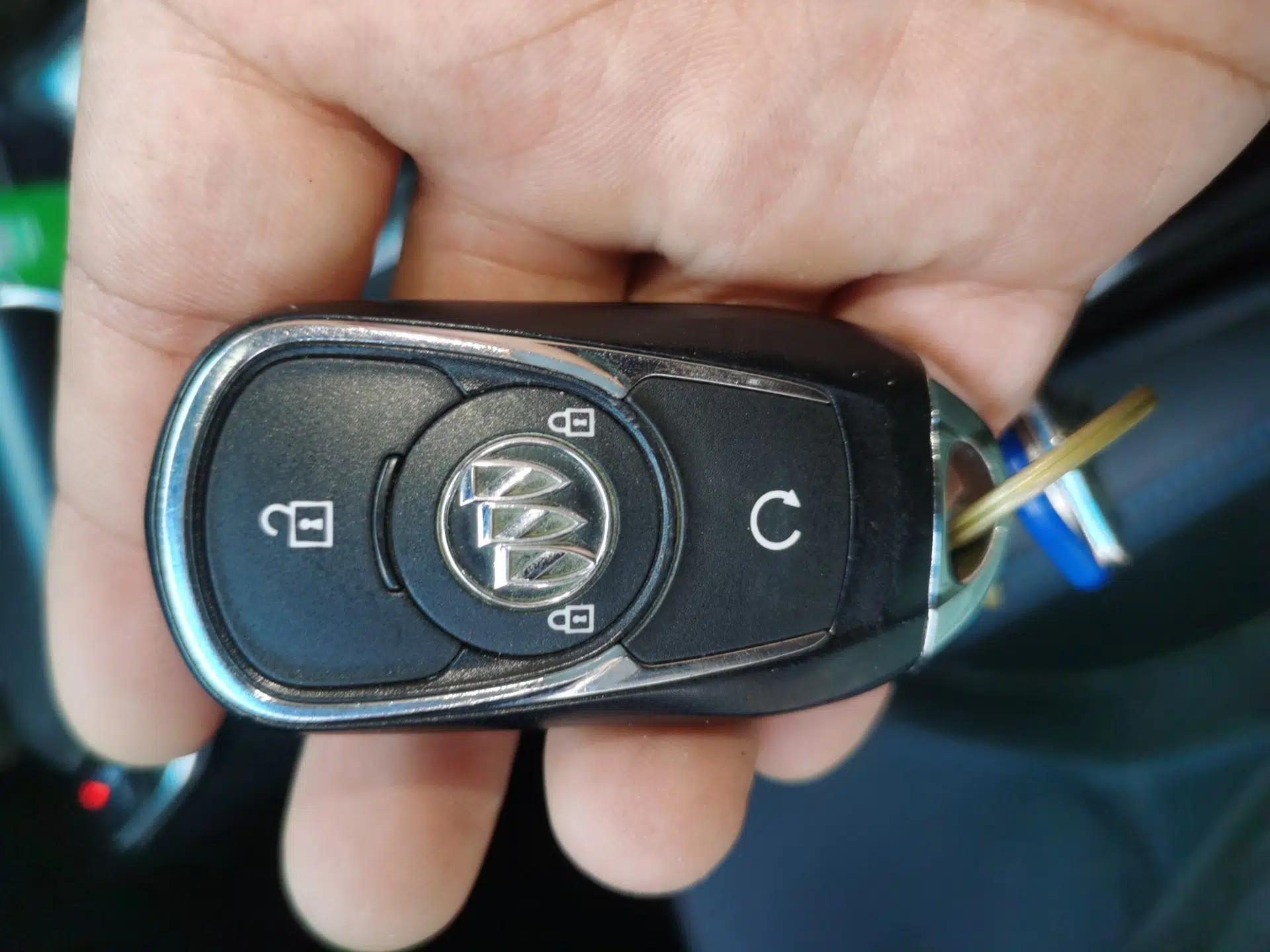 Buick Velite 6 2020 Plug-in Hybrid Connected Smart Model — миниатюра 9