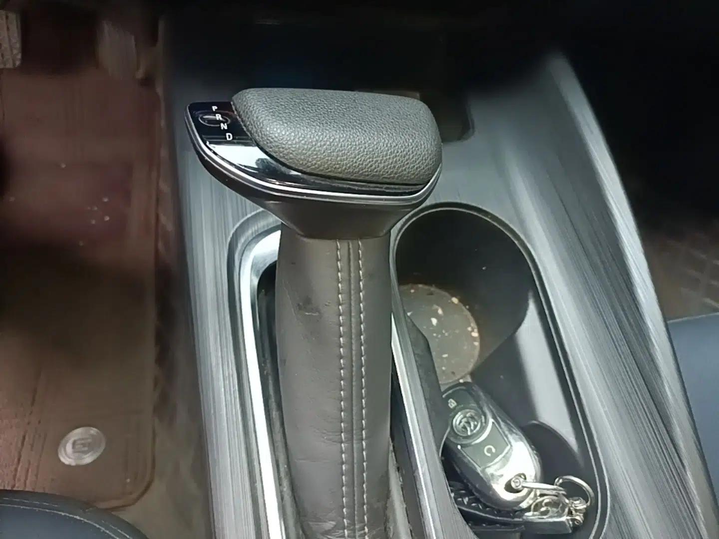 Buick Velite 6 2024 450km Range Commuter Version — миниатюра 17