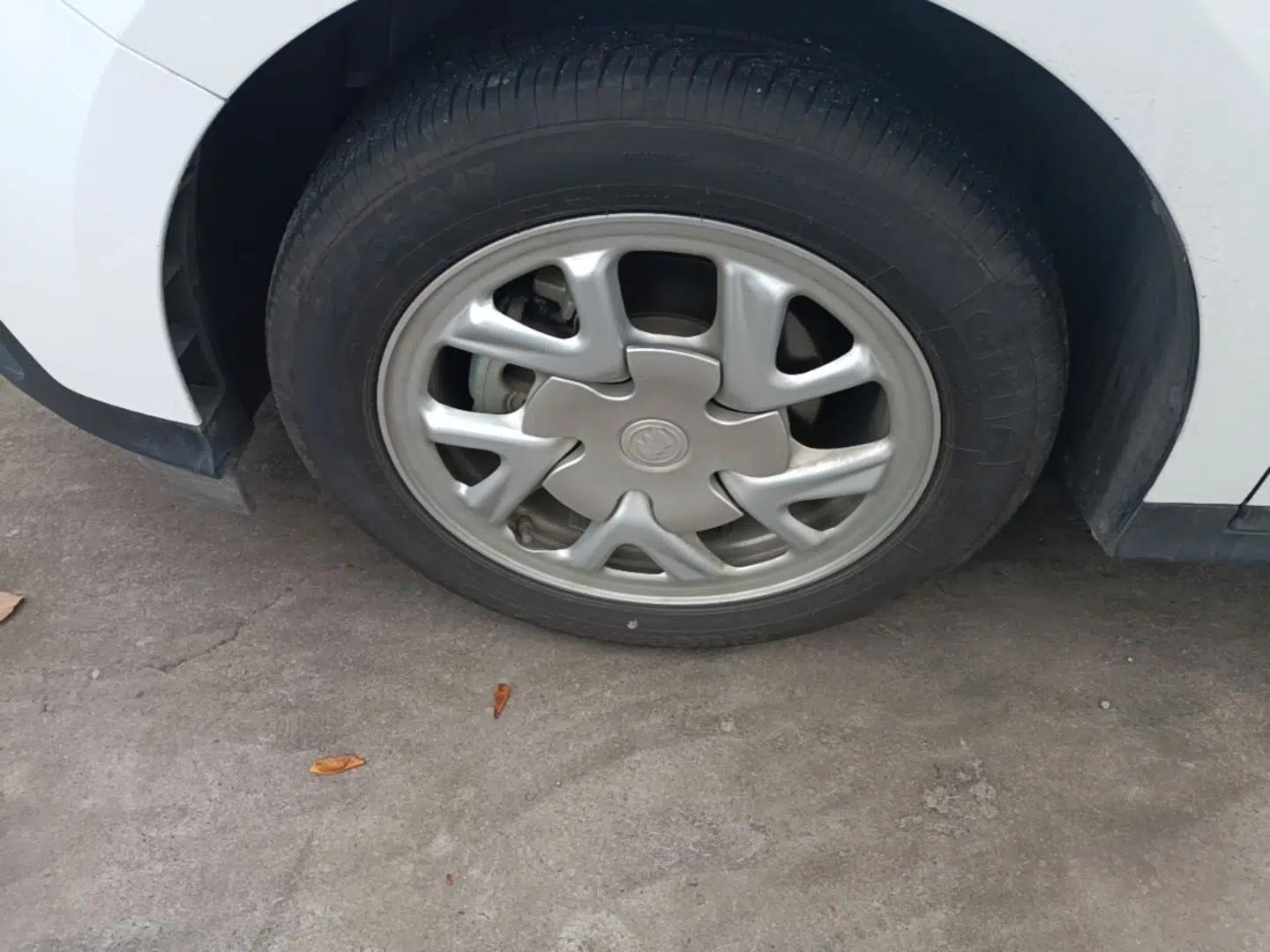 Buick Velite 6 2024 450km Range Commuter Version — миниатюра 8