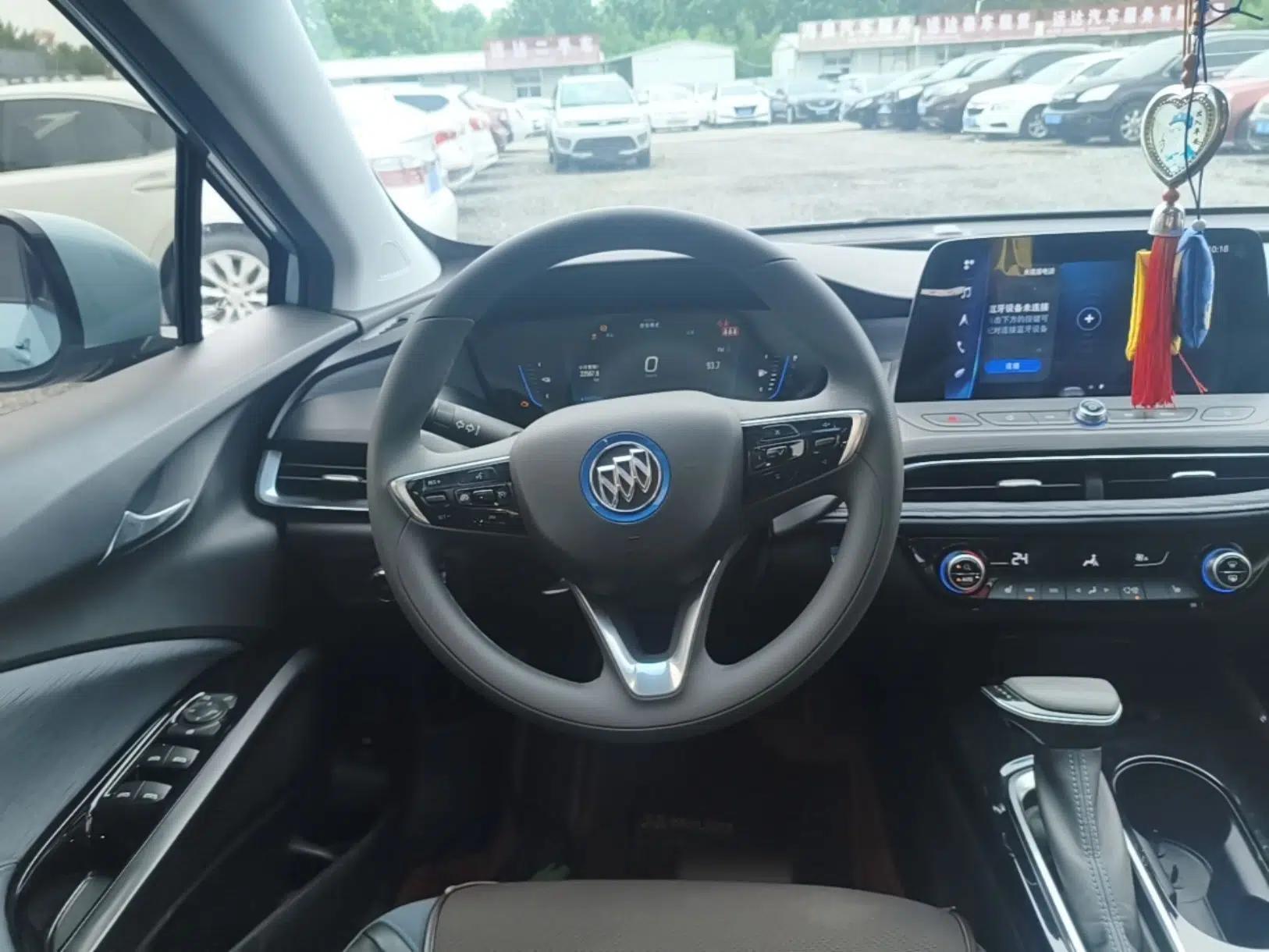 Buick Velite 6 2020 Plug-in Hybrid Connected Smart Edition — миниатюра 13