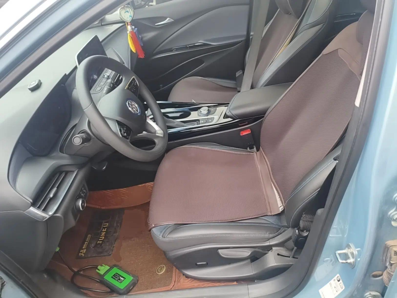 Buick Velite 6 2020 Plug-in Hybrid Connected Smart Edition — миниатюра 17