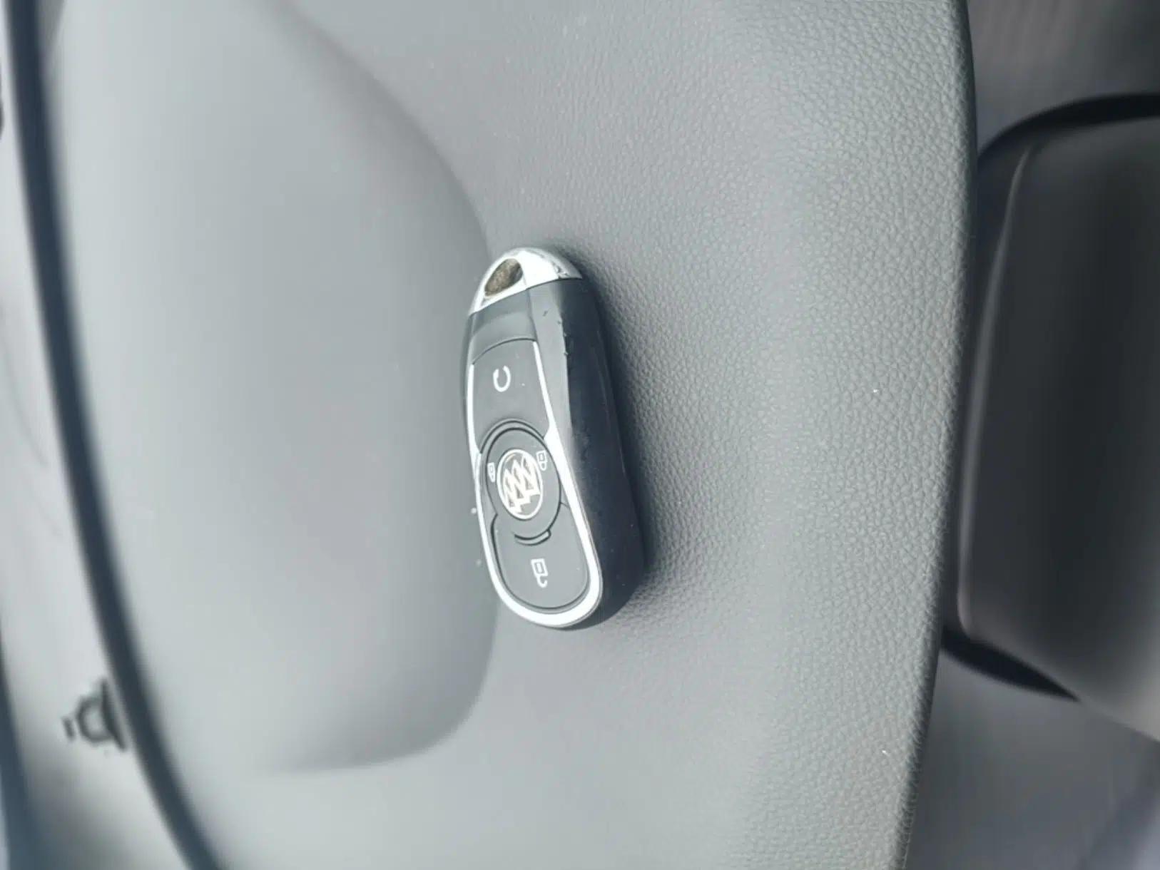 Buick Velite 6 2020 Plug-in Hybrid Connected Smart Edition — миниатюра 22