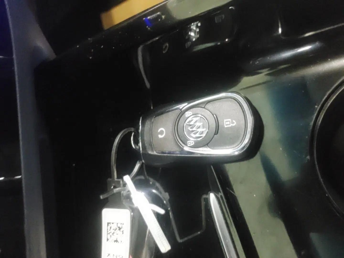 Buick Velite 6 2019 Connected & Smart Edition — миниатюра 12
