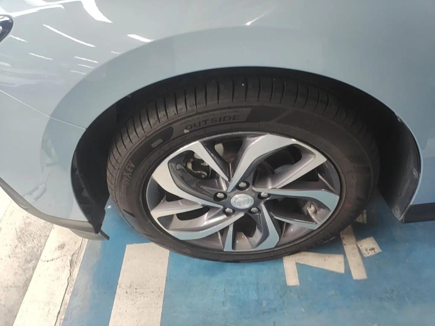 Buick Velite 6 2019 Connected & Smart Edition — миниатюра 8
