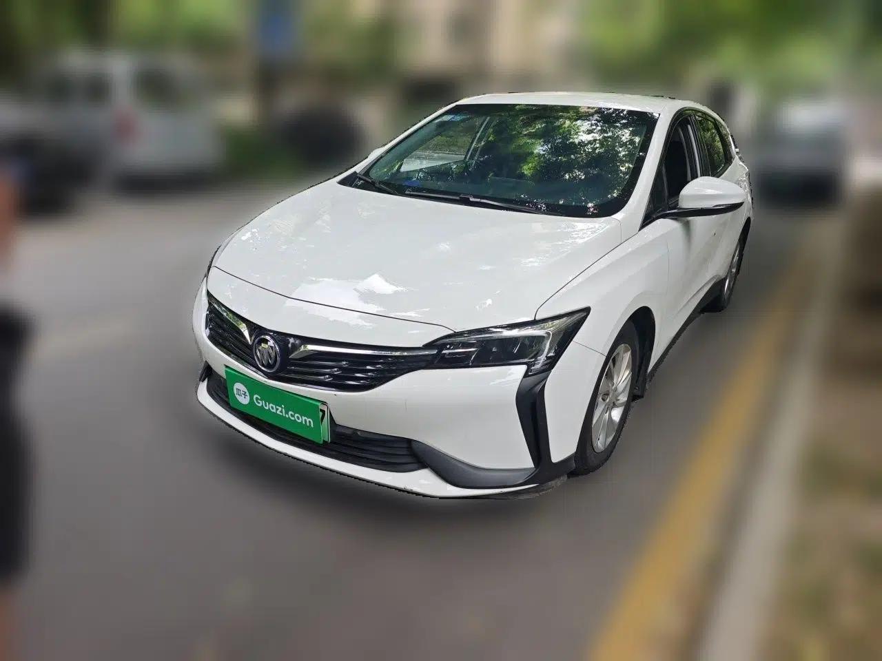 Buick Velite 6 2020 Plug-in Hybrid Connected Fashion Model — миниатюра 1